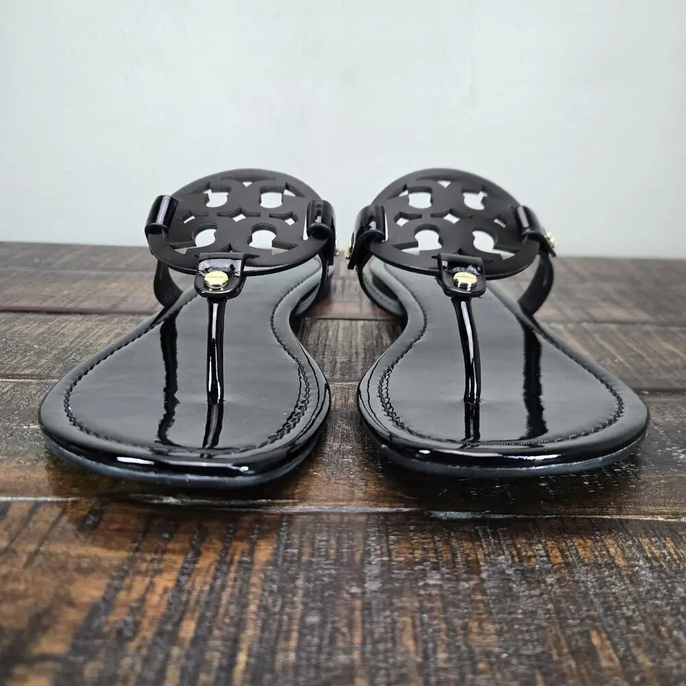 NEW Tory Burch Miller Patent Leather Womens Size 7 Logo Sandals Flip Flops Black